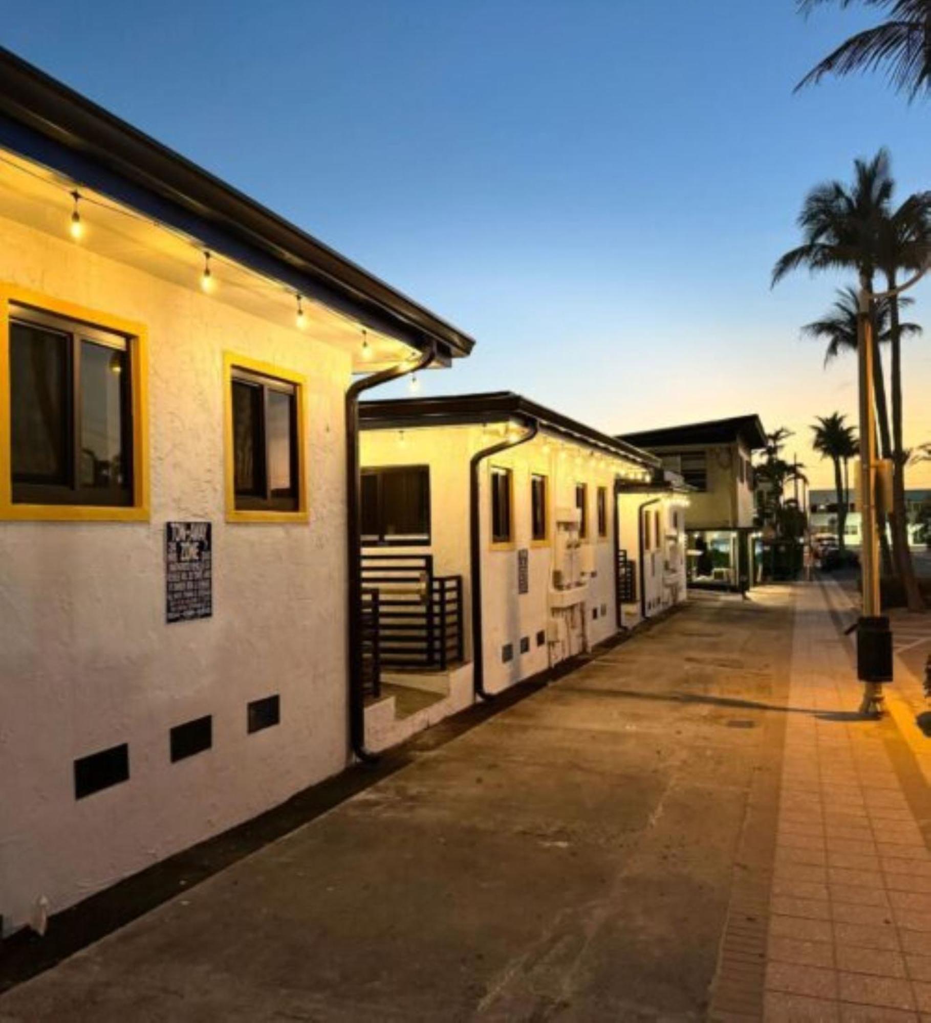 Hollywood Sunrise Exterior foto